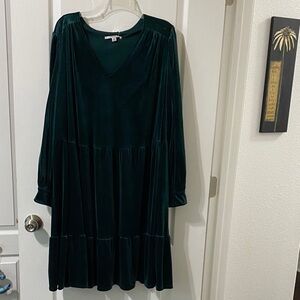 Studio One Deep Green Long Sleeve Dress